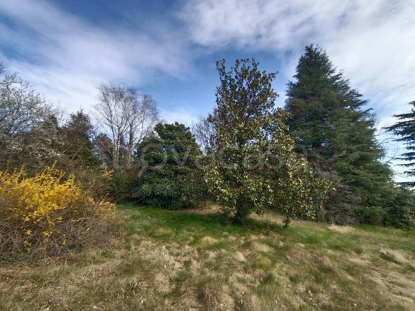 terreno edificabile in vendita ad Anzano del Parco