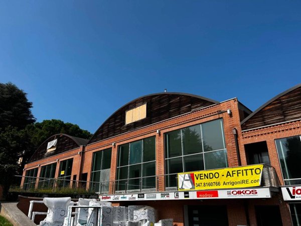 locale commerciale in vendita ad Anzano del Parco