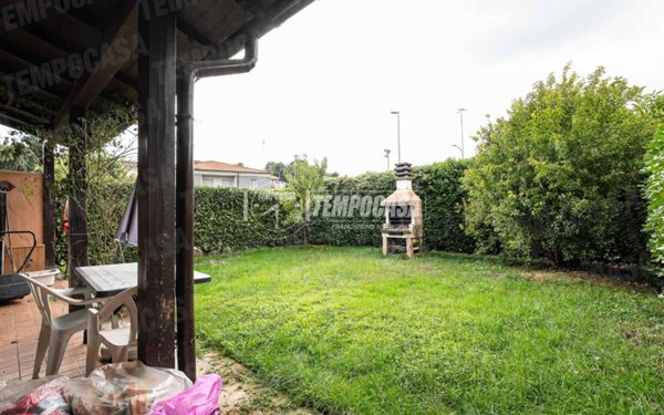 casa indipendente in vendita ad Anzano del Parco