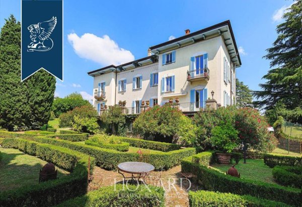 villa in vendita ad Anzano del Parco