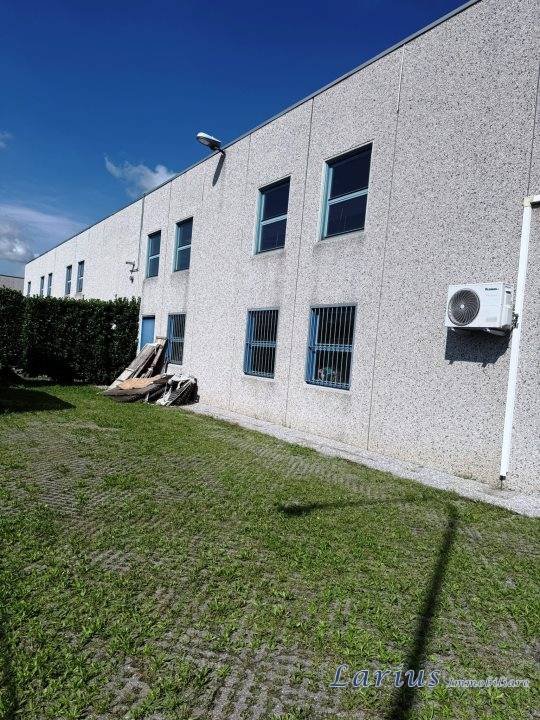 capannone in vendita ad Anzano del Parco