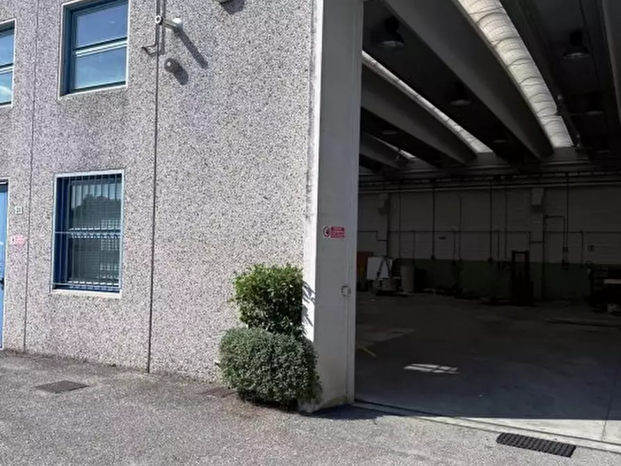 capannone in vendita ad Anzano del Parco