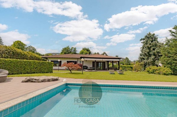 casa indipendente in vendita ad Anzano del Parco