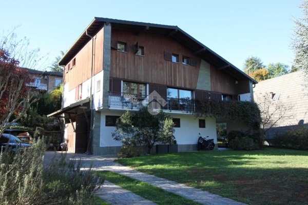 casa indipendente in vendita ad Anzano del Parco
