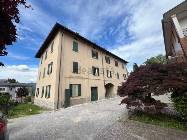 appartamento in vendita ad Anzano del Parco