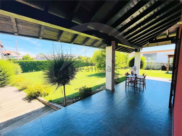 casa indipendente in vendita ad Appiano Gentile