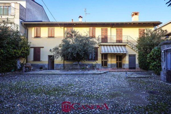 casa indipendente in vendita ad Appiano Gentile