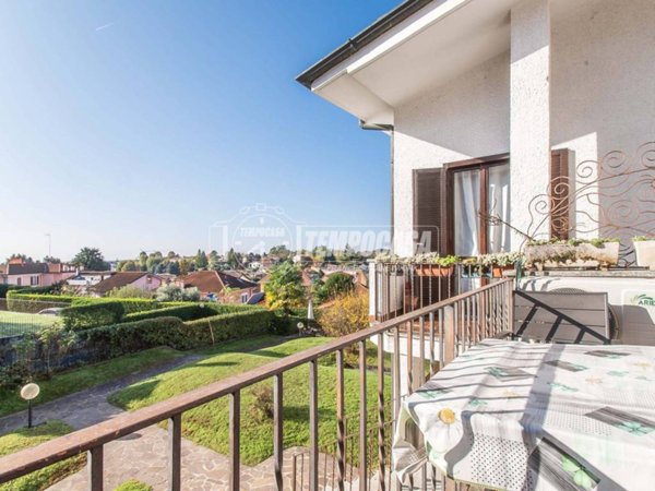 appartamento in vendita ad Appiano Gentile