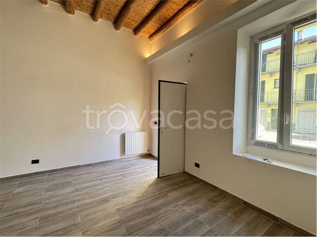 appartamento in vendita ad Appiano Gentile