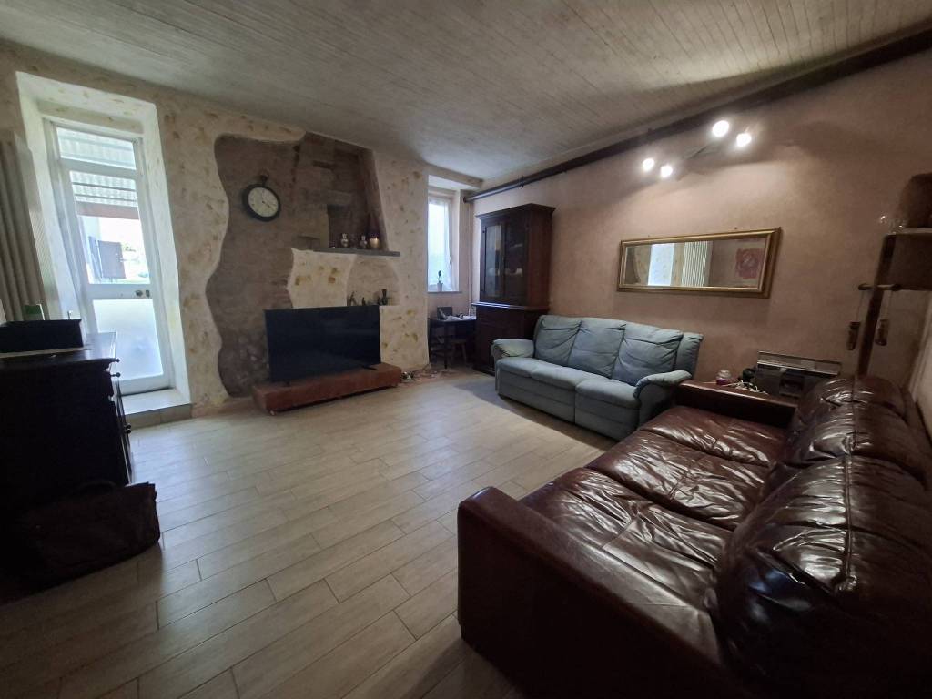 appartamento in vendita ad Appiano Gentile