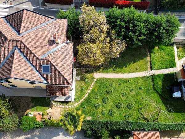 casa indipendente in vendita ad Appiano Gentile