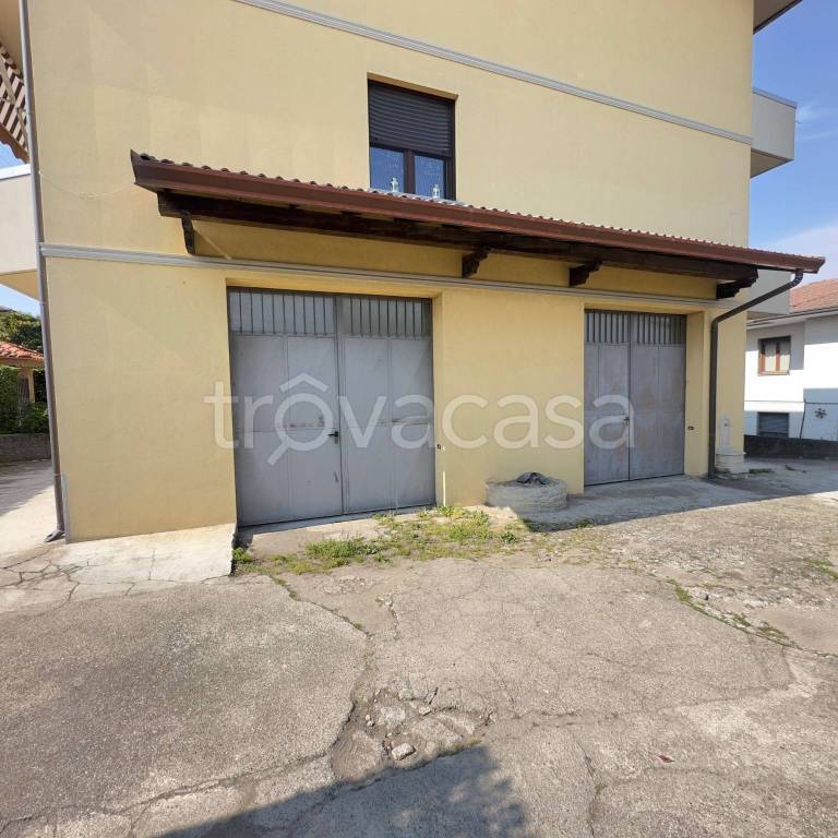 appartamento in vendita ad Appiano Gentile