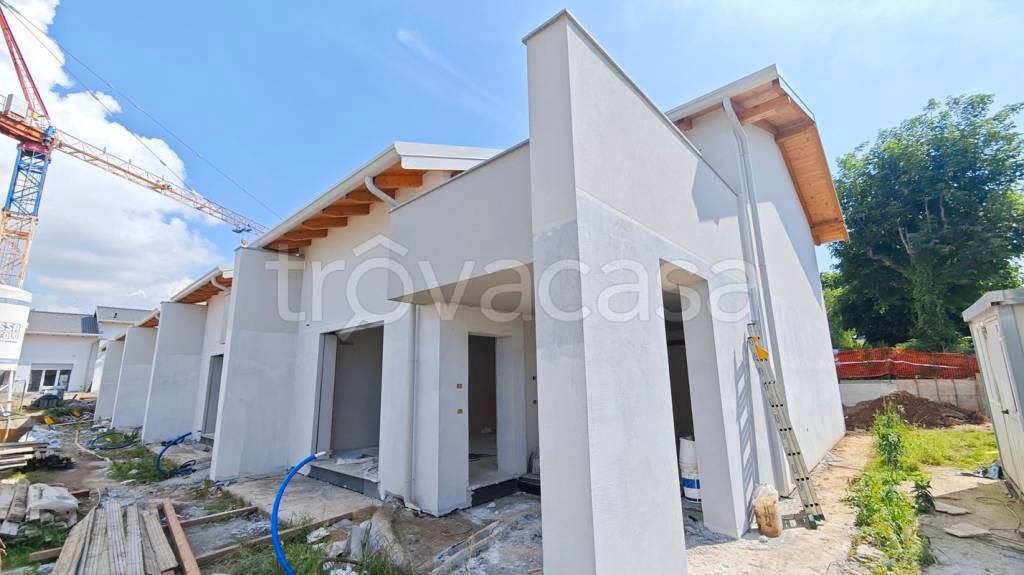 casa indipendente in vendita ad Appiano Gentile