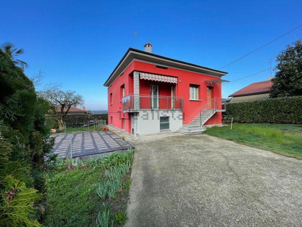 casa indipendente in vendita ad Appiano Gentile