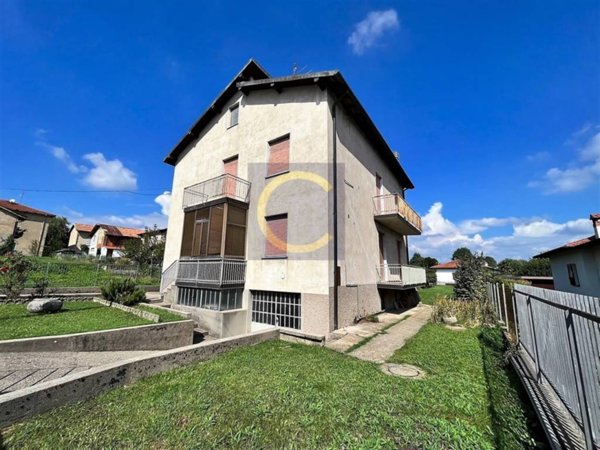casa indipendente in vendita ad Appiano Gentile