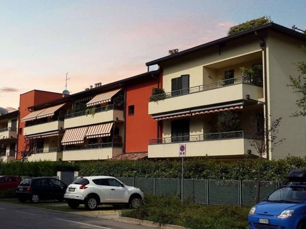 appartamento in vendita ad Appiano Gentile