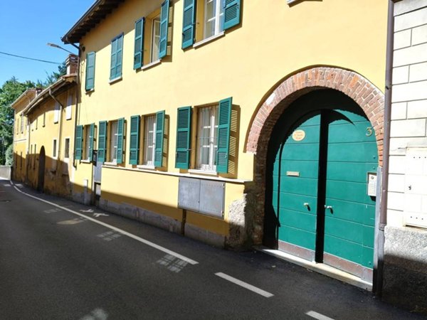 appartamento in vendita ad Appiano Gentile