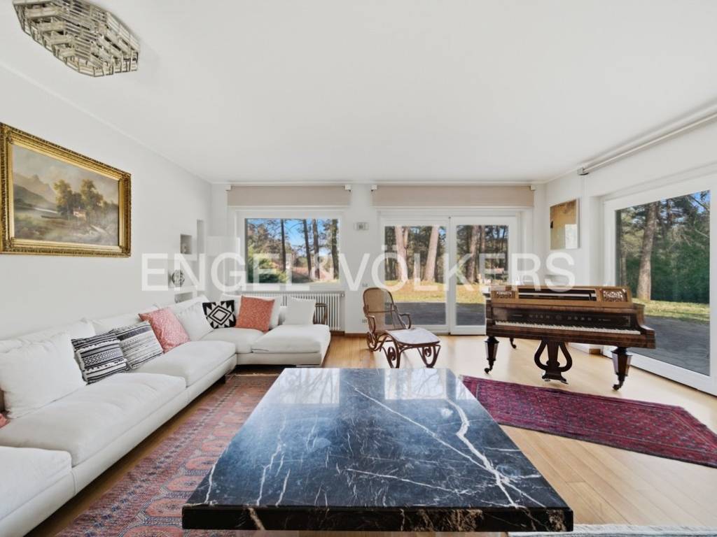 casa indipendente in vendita ad Appiano Gentile