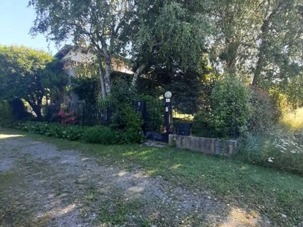 casa indipendente in vendita ad Appiano Gentile