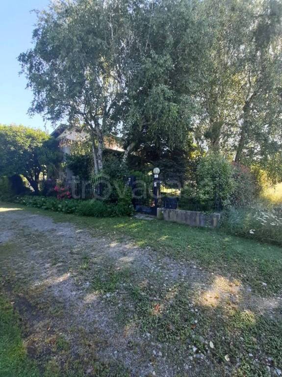 casa indipendente in vendita ad Appiano Gentile