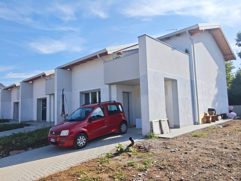 casa indipendente in vendita ad Appiano Gentile