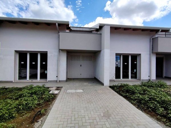 casa indipendente in vendita ad Appiano Gentile