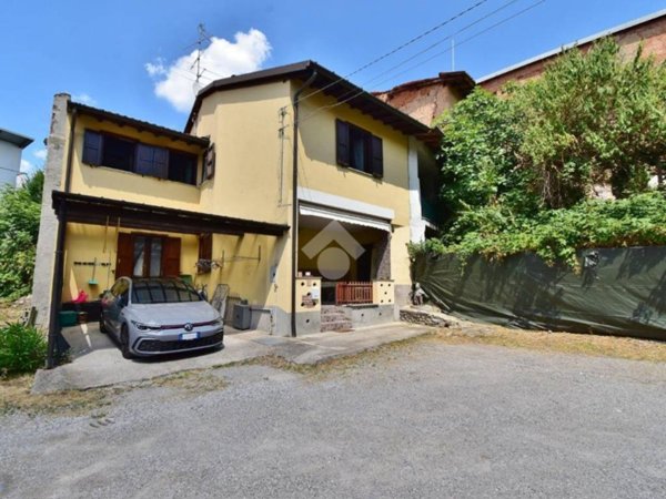 casa indipendente in vendita ad Appiano Gentile
