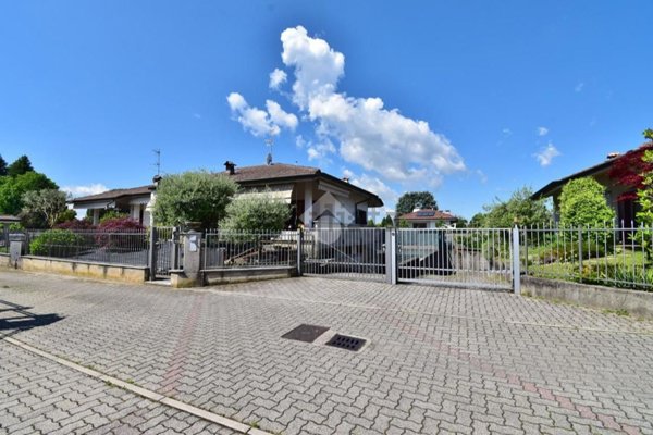 appartamento in vendita ad Appiano Gentile