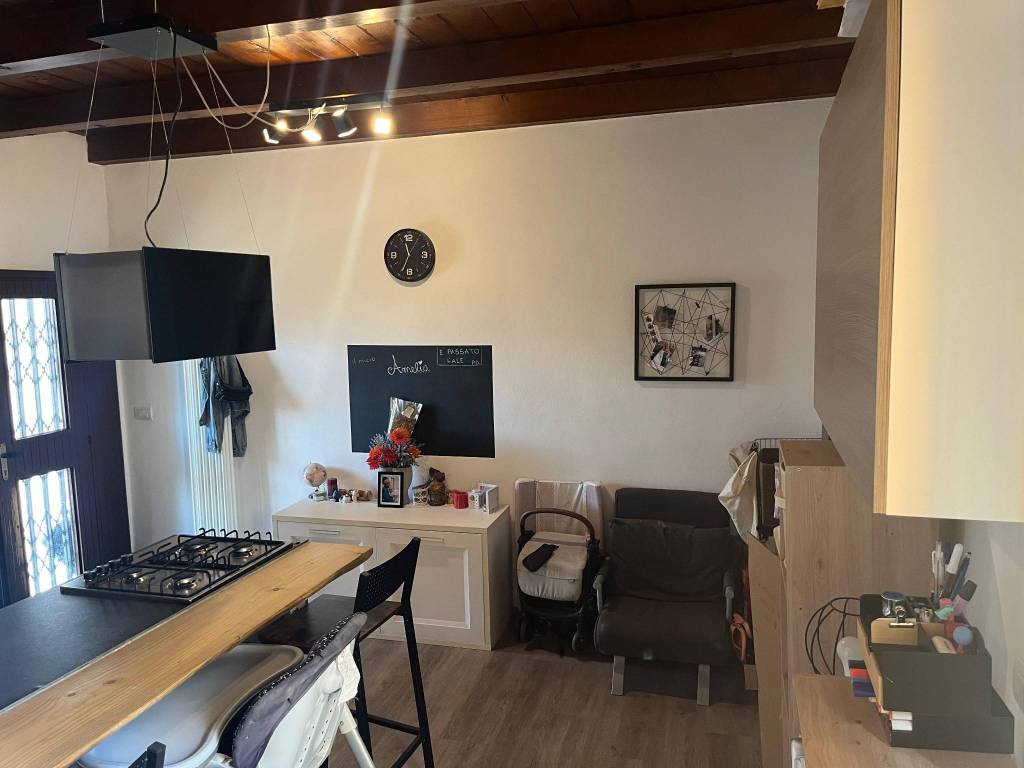 appartamento in vendita ad Appiano Gentile