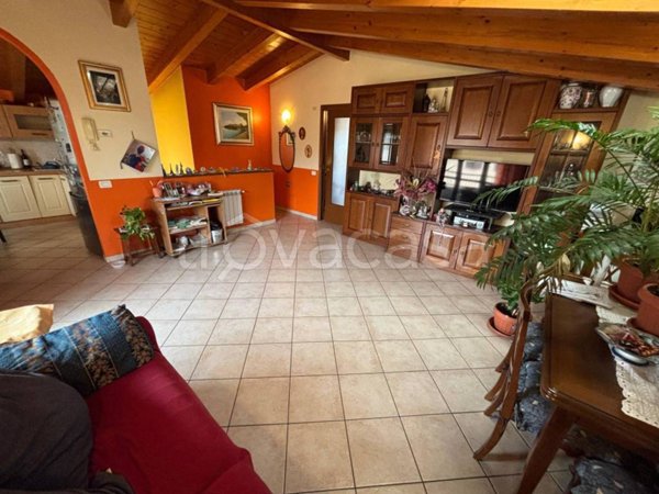 appartamento in vendita ad Appiano Gentile