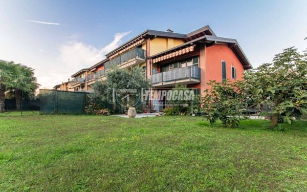 appartamento in vendita ad Appiano Gentile