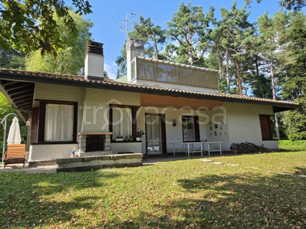 casa indipendente in vendita ad Appiano Gentile