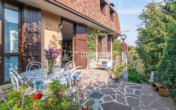 casa indipendente in vendita ad Appiano Gentile