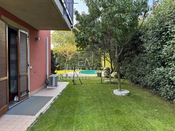 appartamento in vendita ad Appiano Gentile