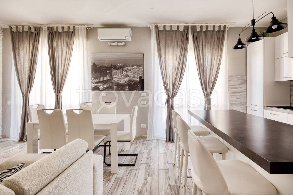 appartamento in vendita ad Appiano Gentile