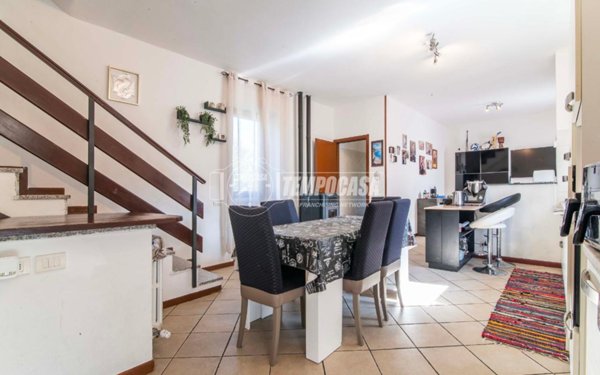 appartamento in vendita ad Appiano Gentile