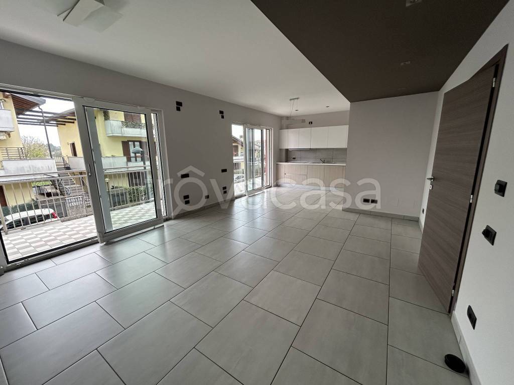 appartamento in vendita ad Appiano Gentile