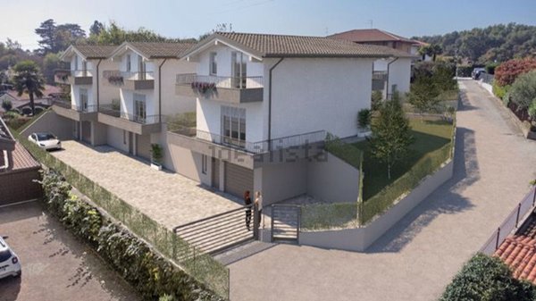 casa indipendente in vendita ad Appiano Gentile