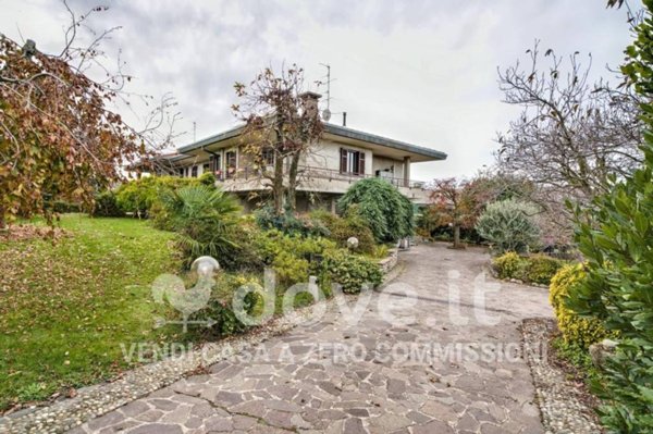 casa indipendente in vendita ad Appiano Gentile