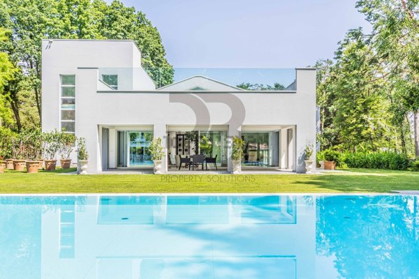 casa indipendente in vendita ad Appiano Gentile