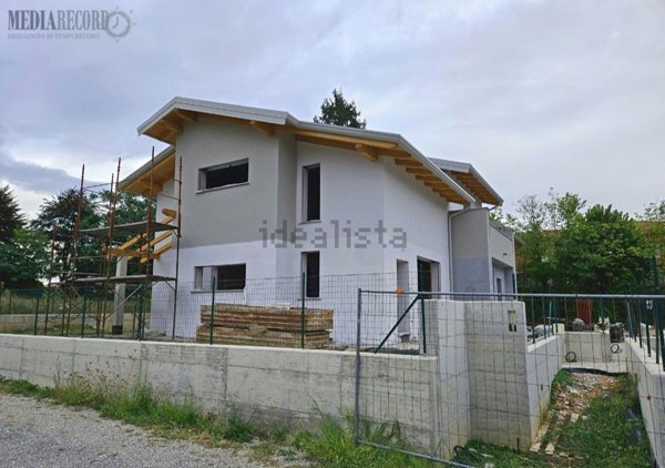 casa indipendente in vendita ad Appiano Gentile