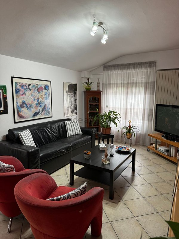 appartamento in vendita ad Appiano Gentile