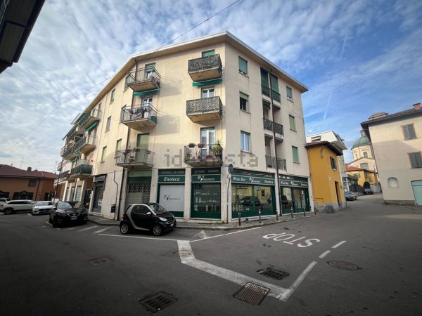 appartamento in vendita ad Appiano Gentile