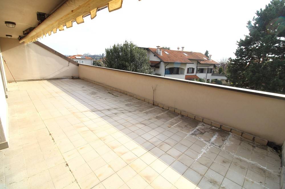 appartamento in vendita ad Appiano Gentile