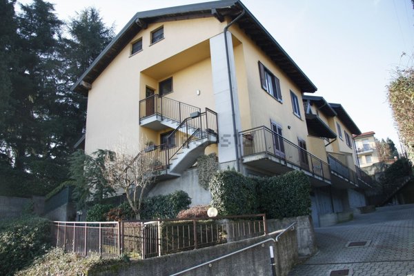 appartamento in vendita ad Appiano Gentile