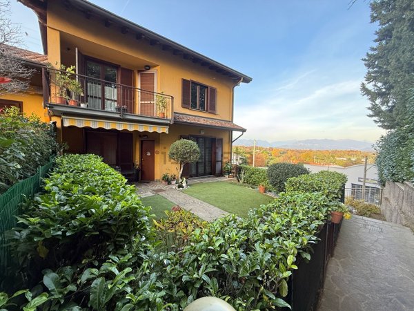 appartamento in vendita ad Appiano Gentile