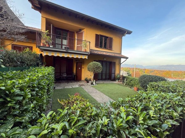 appartamento in vendita ad Appiano Gentile