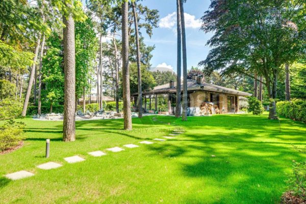 casa indipendente in vendita ad Appiano Gentile