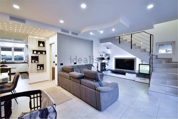 casa indipendente in vendita ad Appiano Gentile