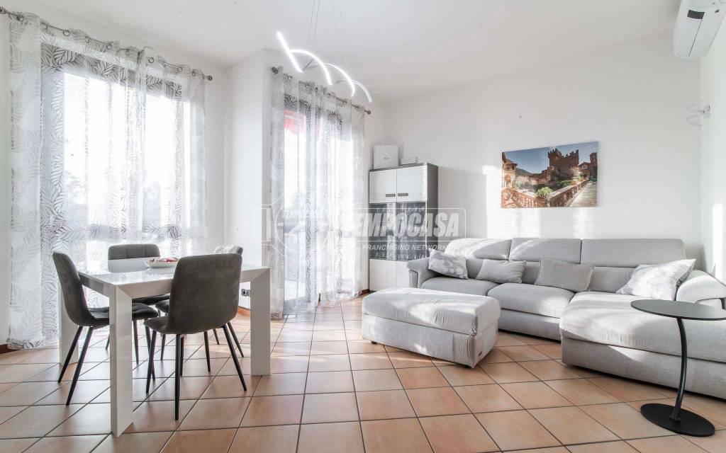 appartamento in vendita ad Appiano Gentile